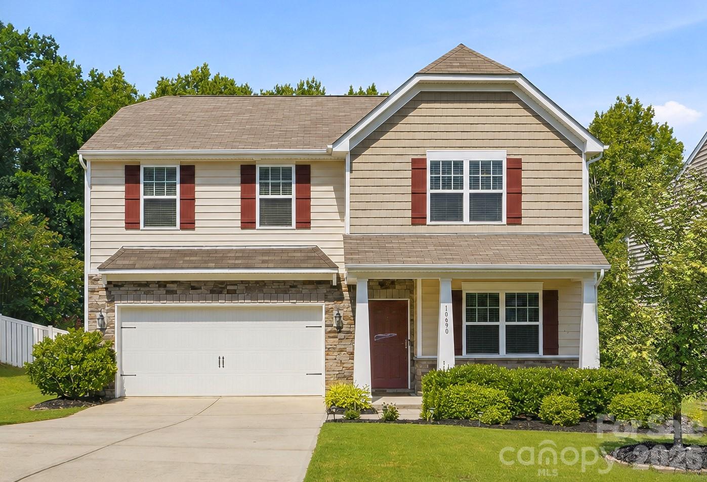 10690 Sapphire Trail, Davidson