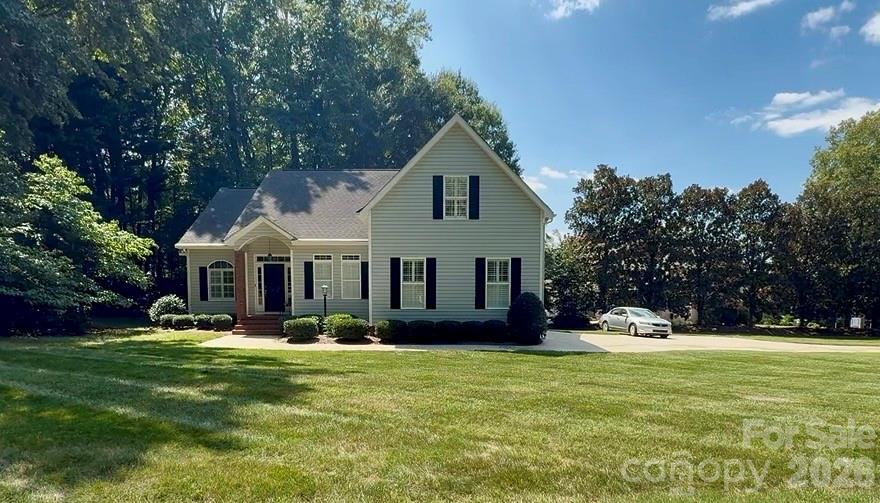 952 Lake Club Drive property