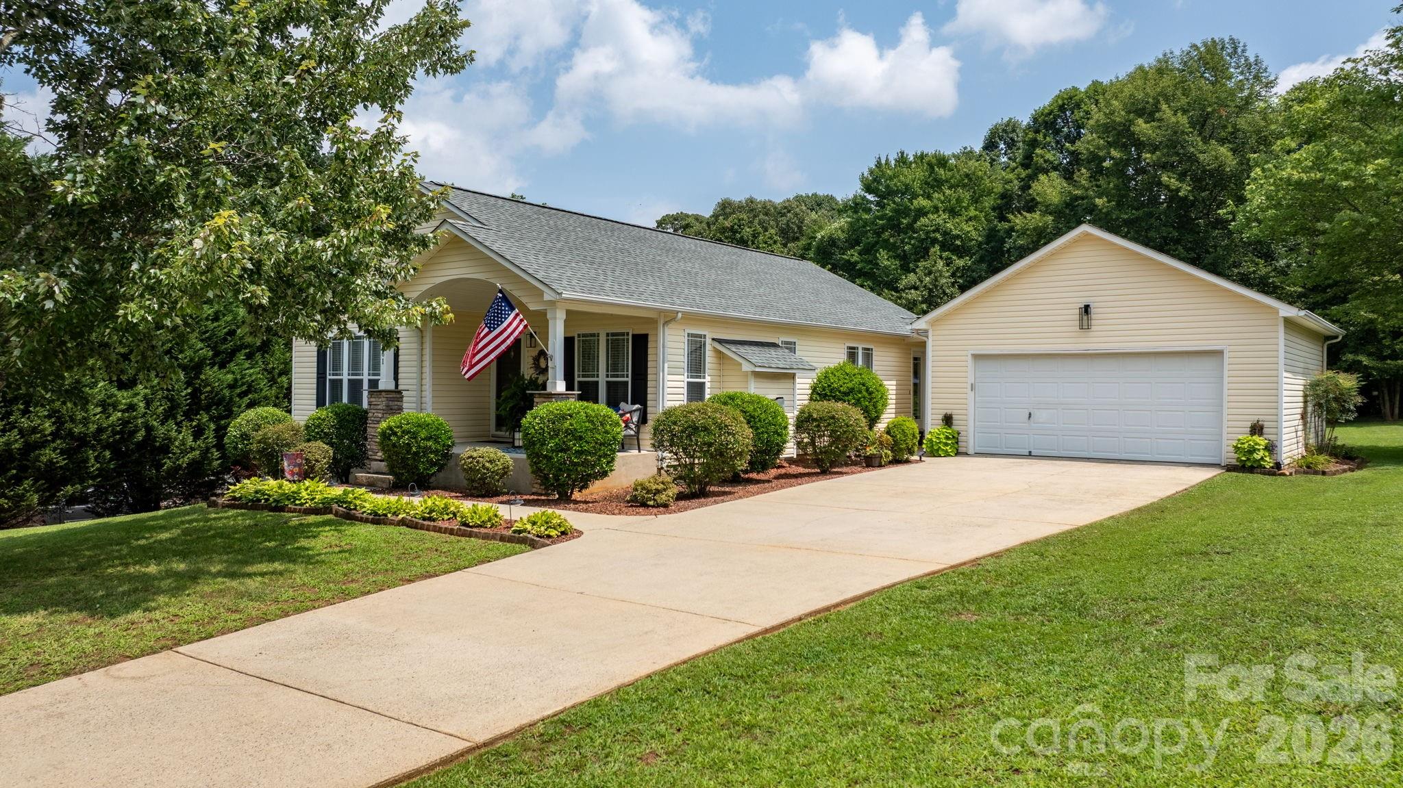 161 Winding Cedar Drive, Statesville