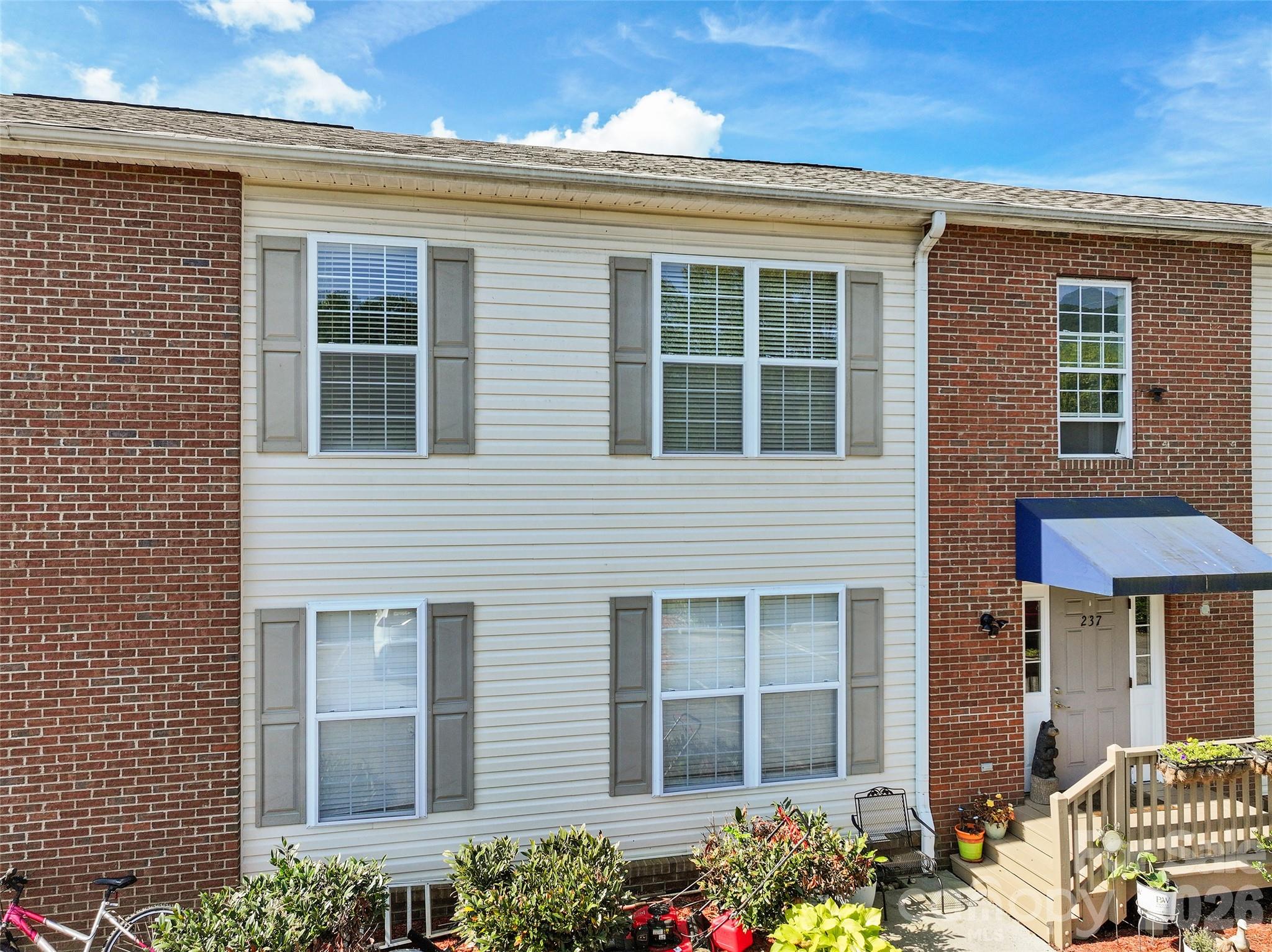 237 Camelot Drive, Waynesville