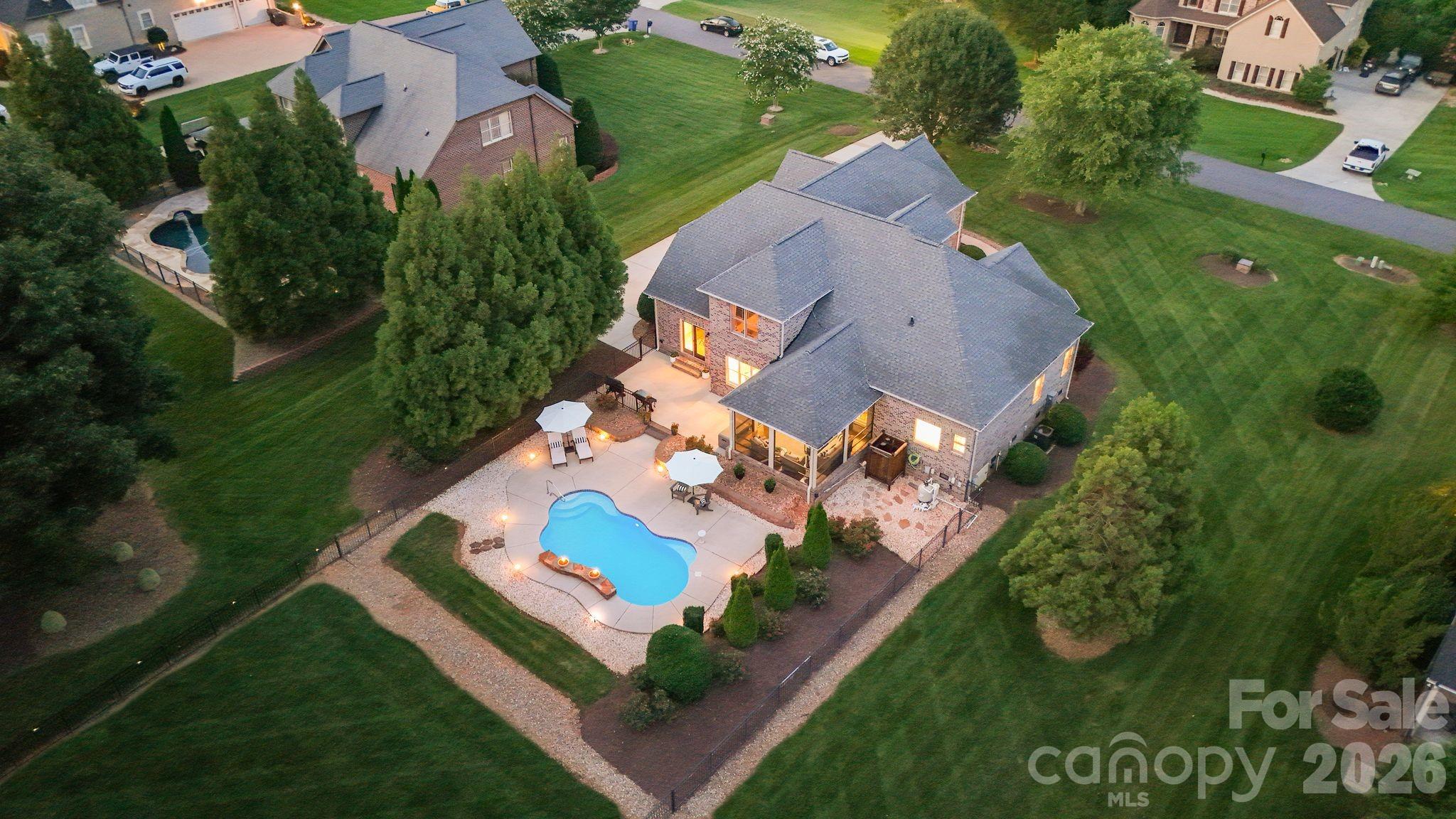 160 Riverchase Lane property