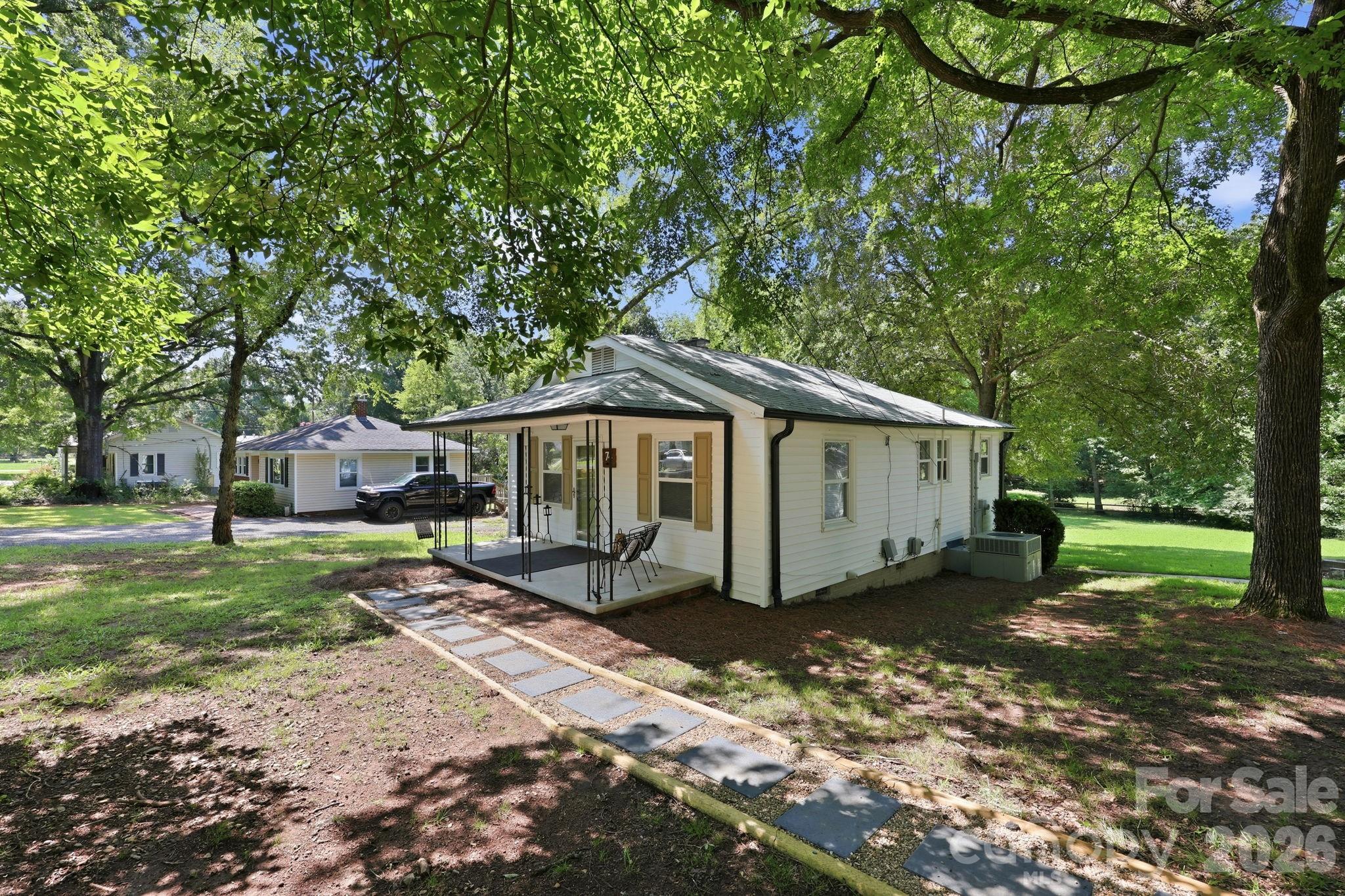 74 Pinecrest Drive