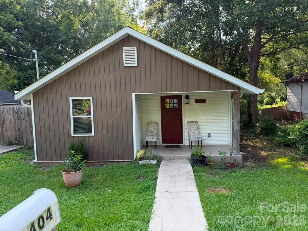 404 Palmetto Street