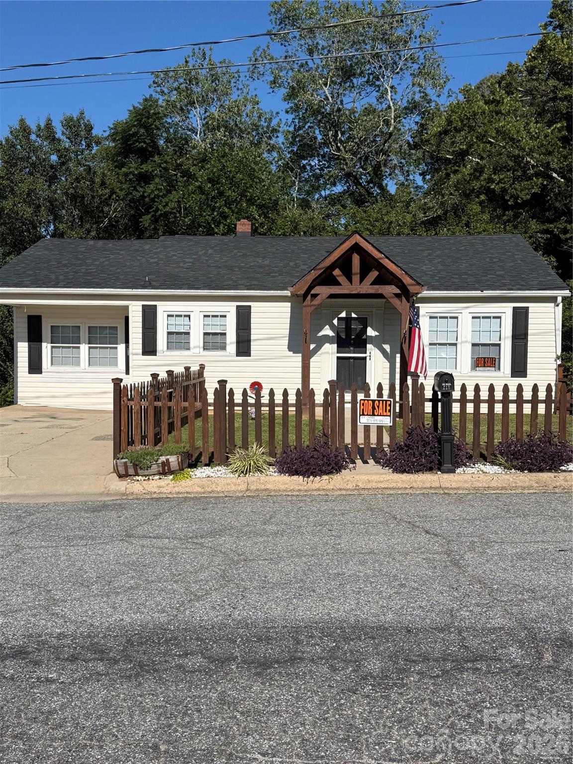 416 Edgewood Drive