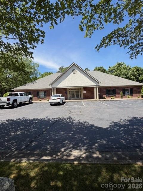107 Dorsett Drive