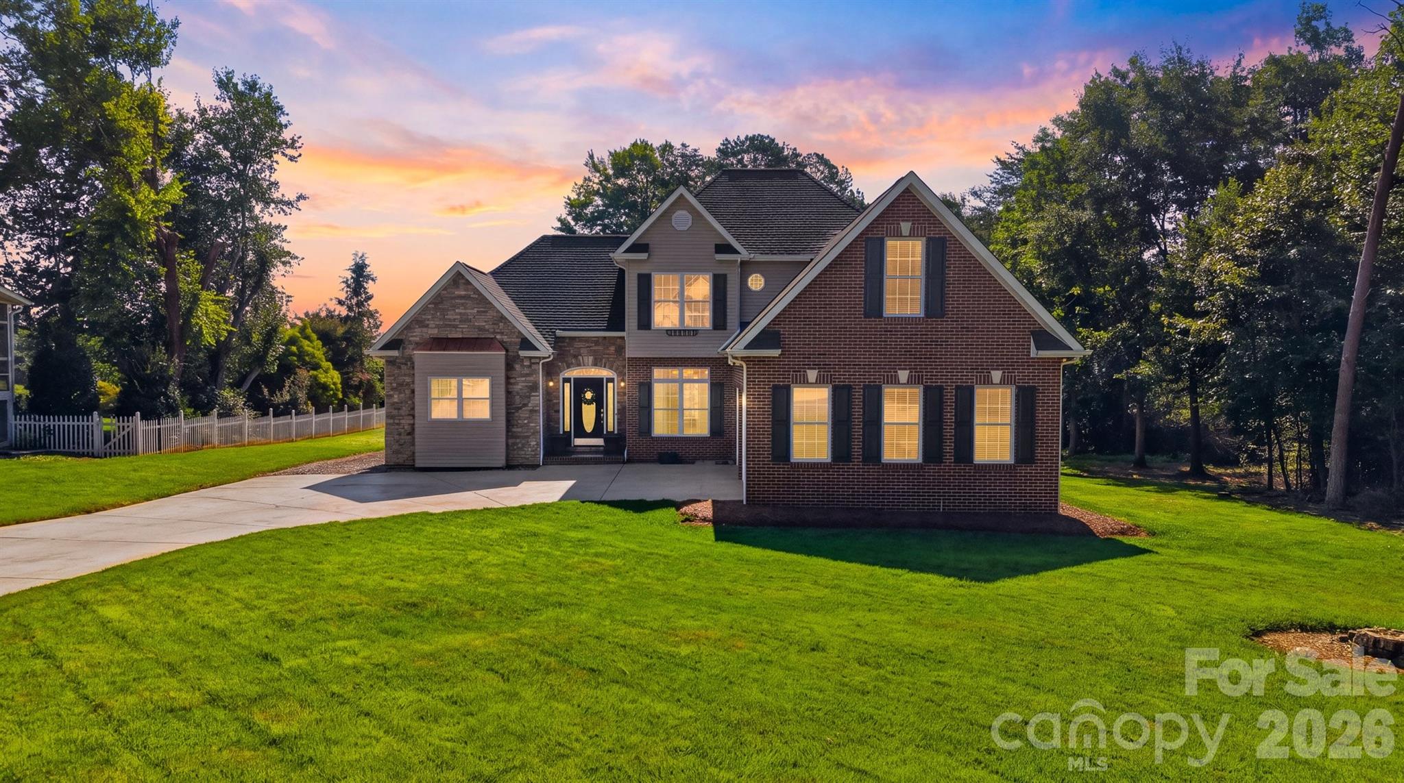 4510 18th Street Lane, Hickory