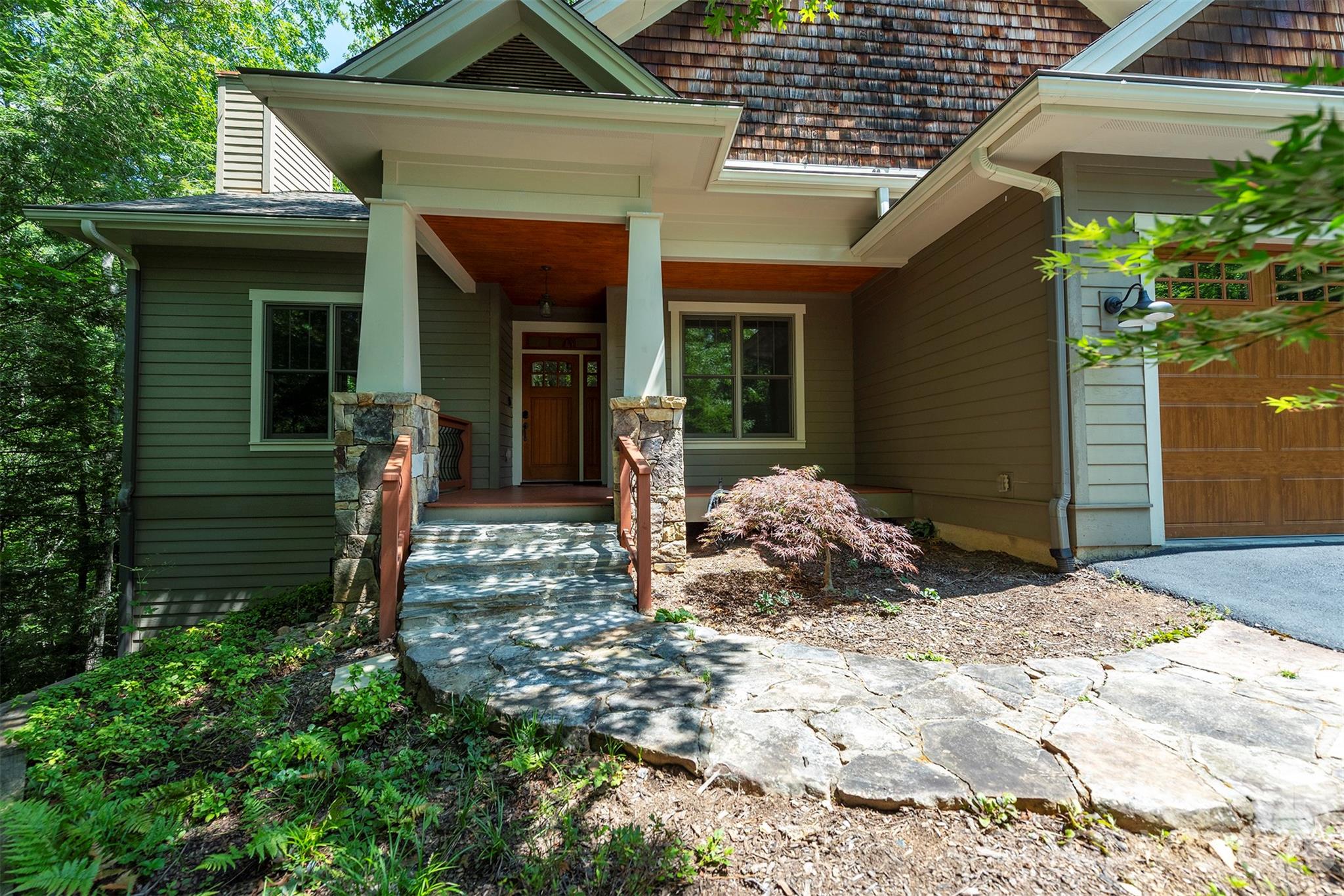 416 Ivy Road, Black Mountain
