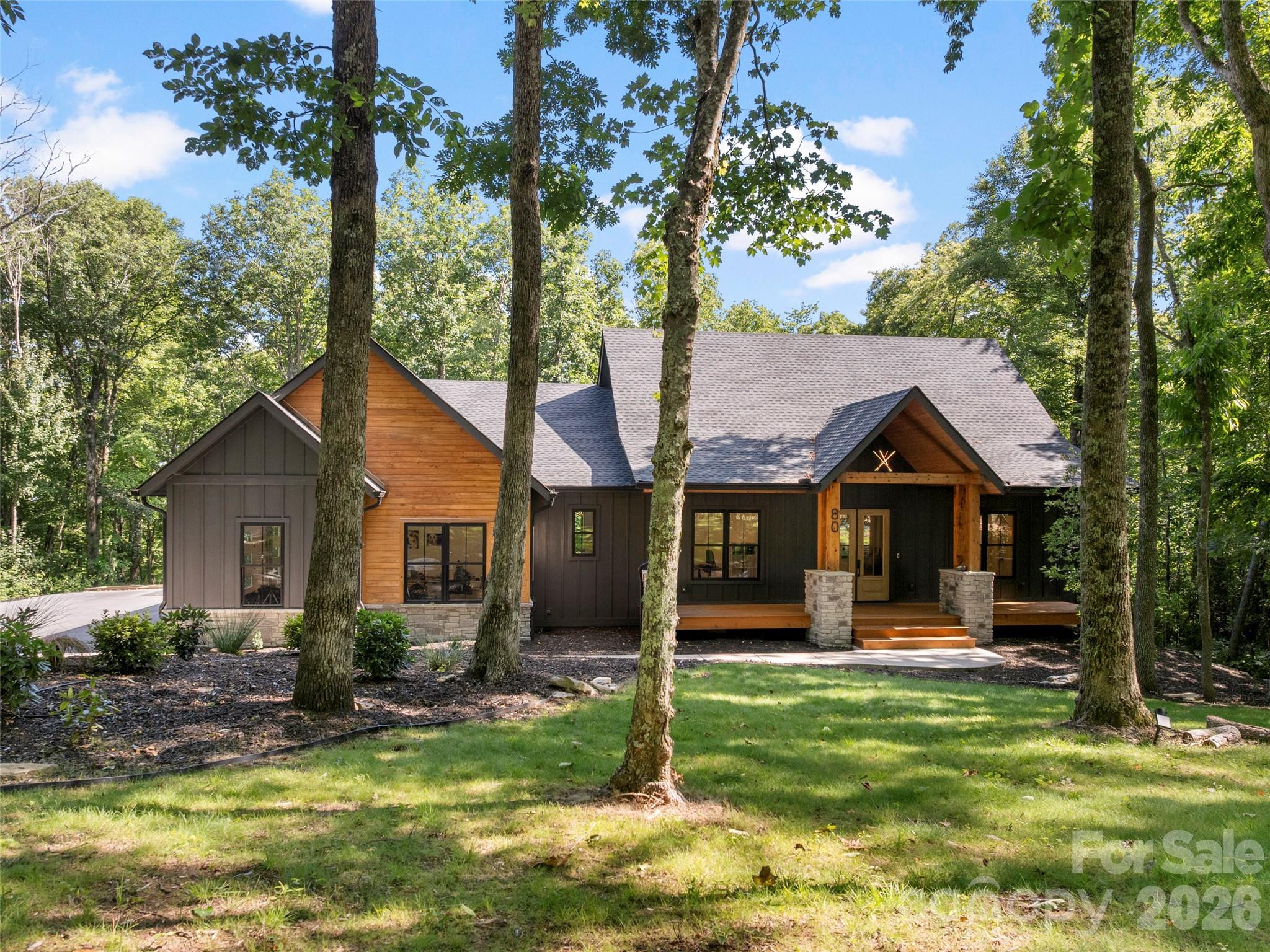 80 Maple Grove Court, Hendersonville