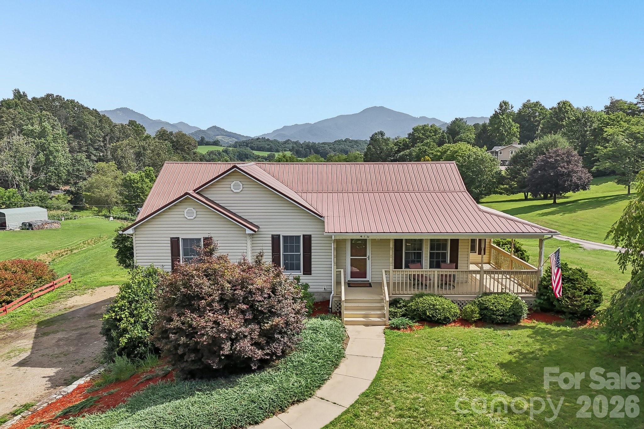 410 Crawford Road, Waynesville