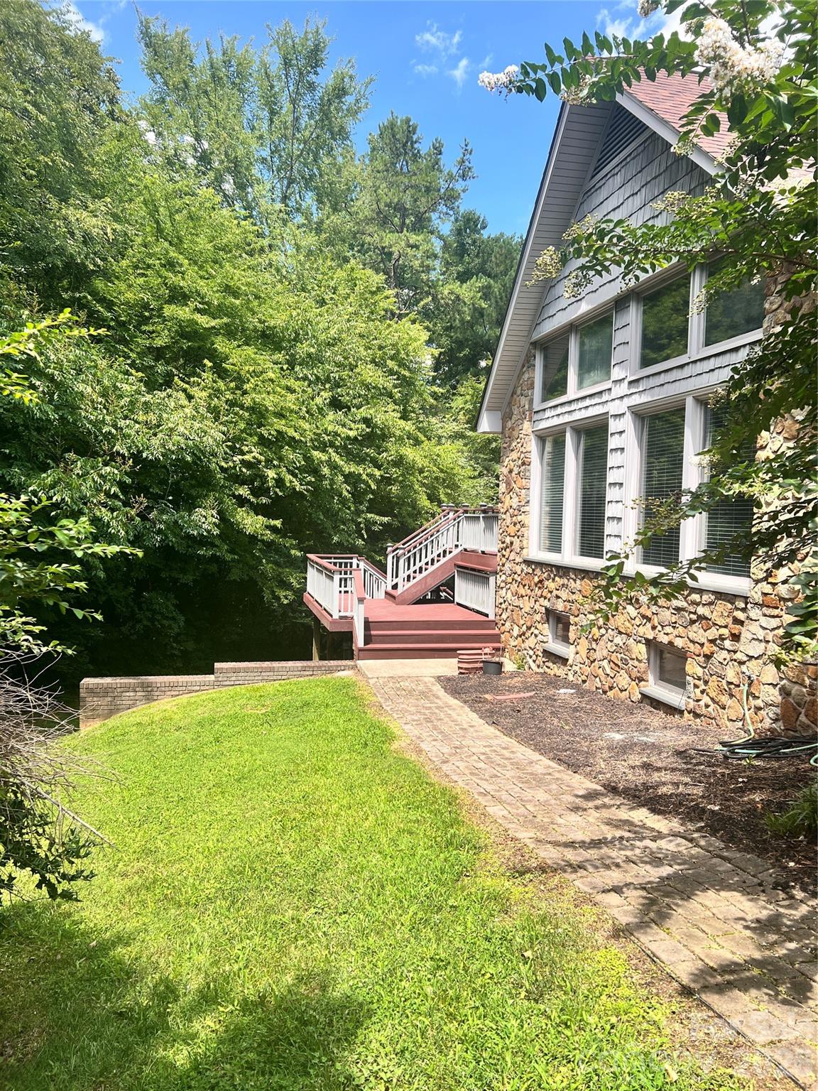 101 Forest Cliff Court