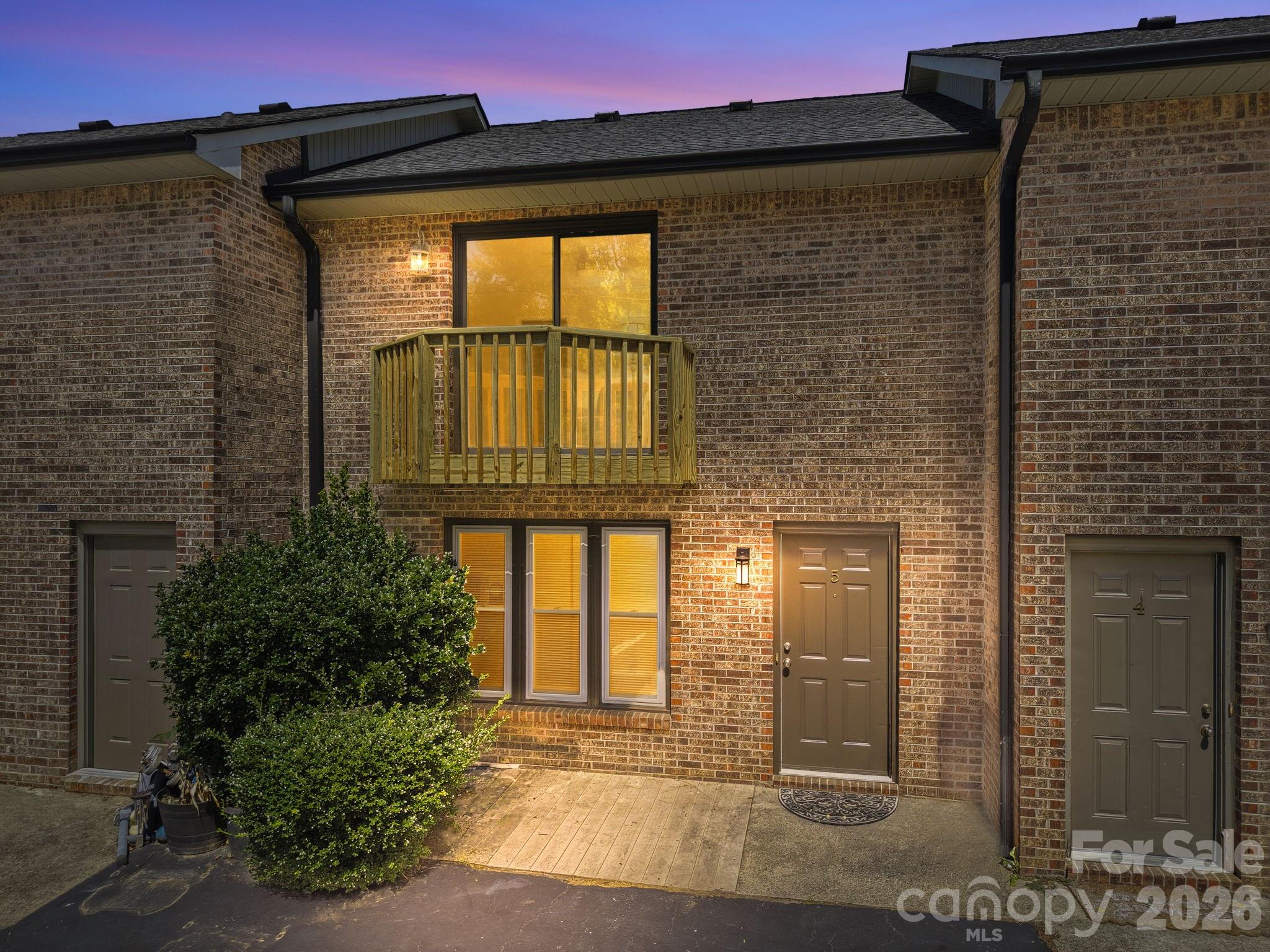 5 Country Gardens Drive