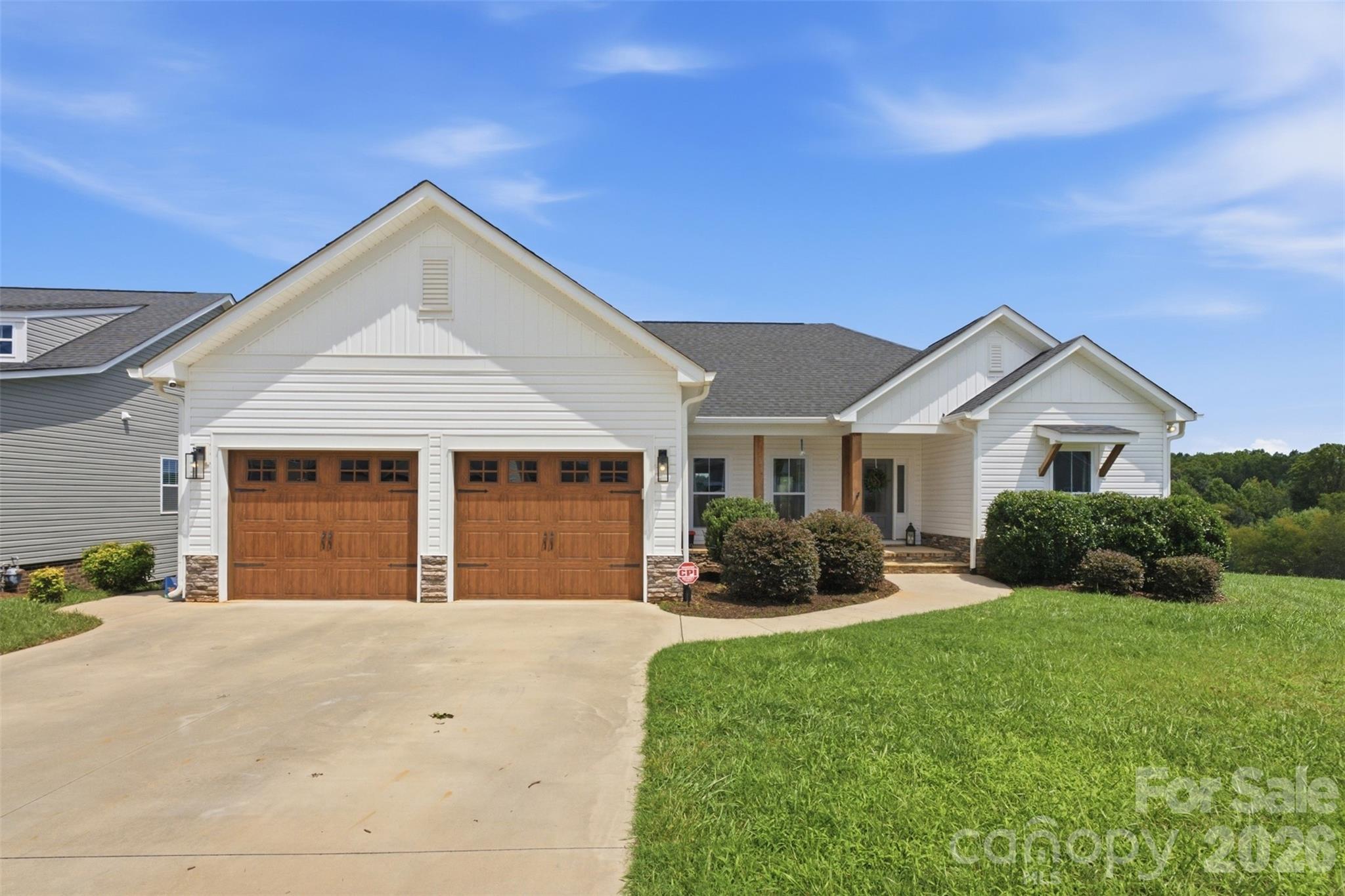 233 Pinnacle Crossing