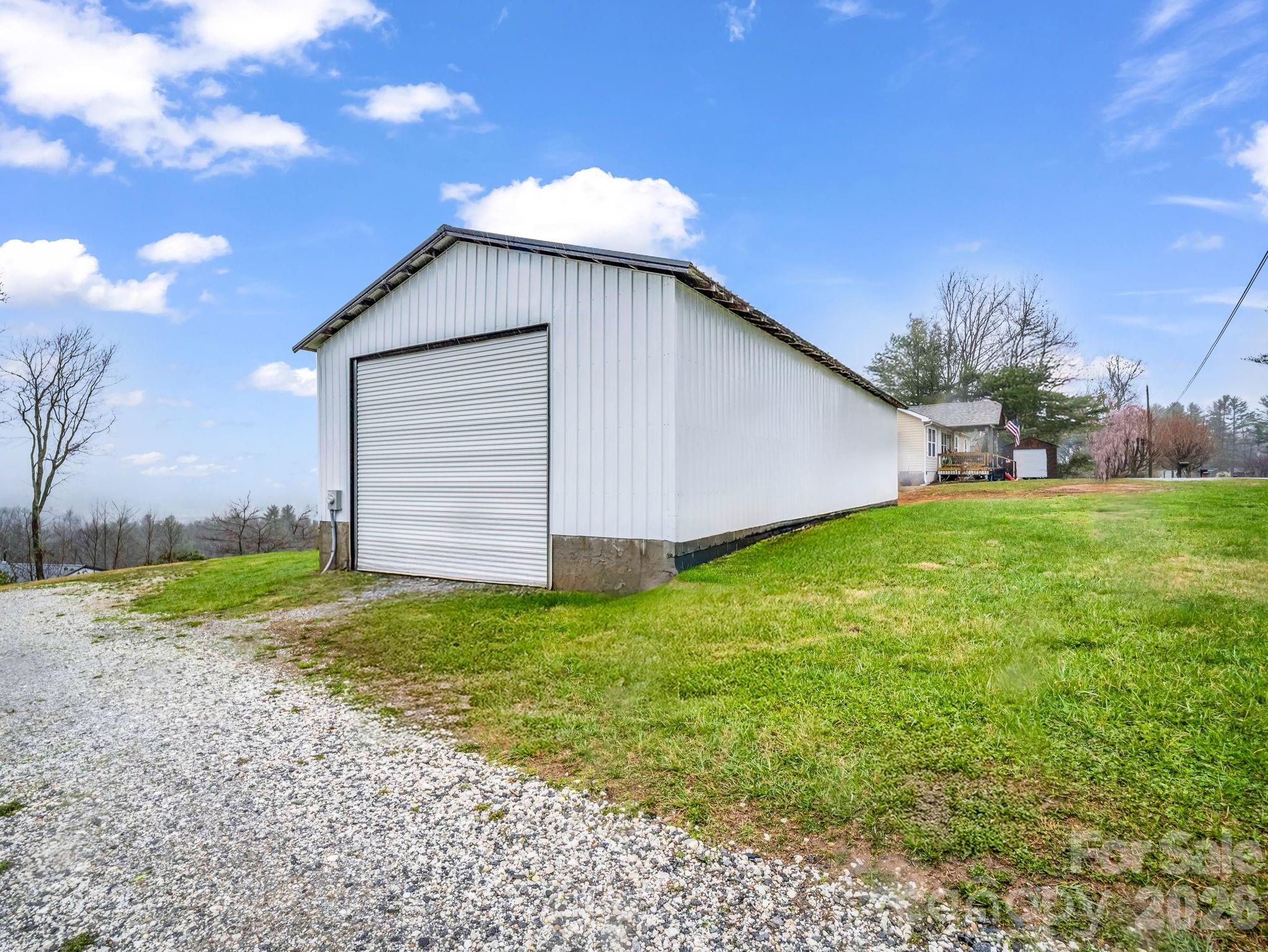 1086 Carters Ridge Road