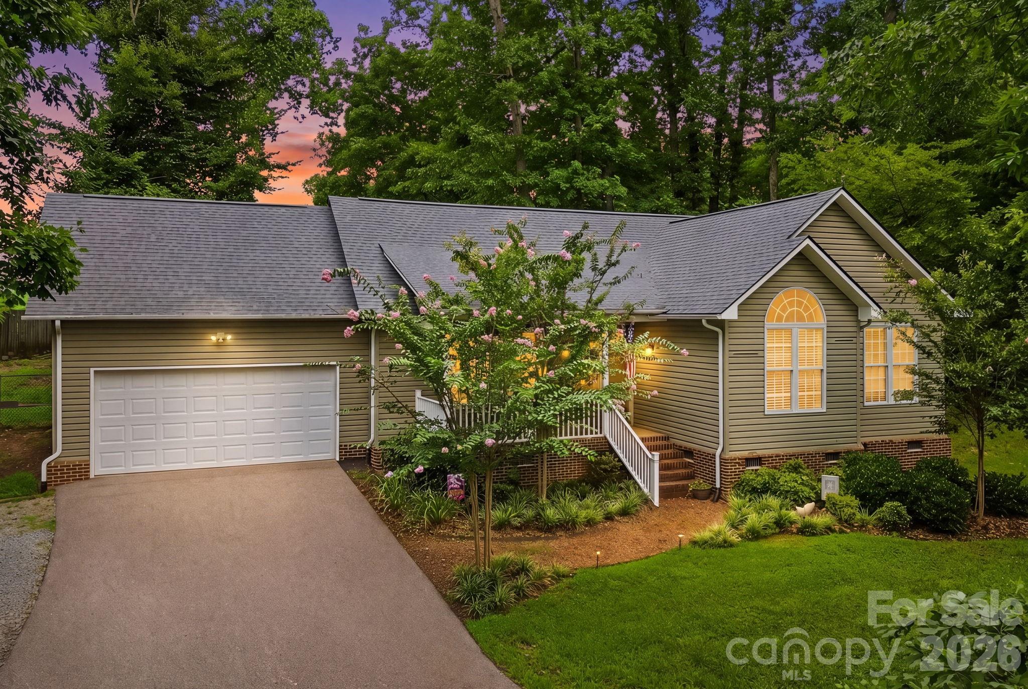 182 Hutchins Drive
