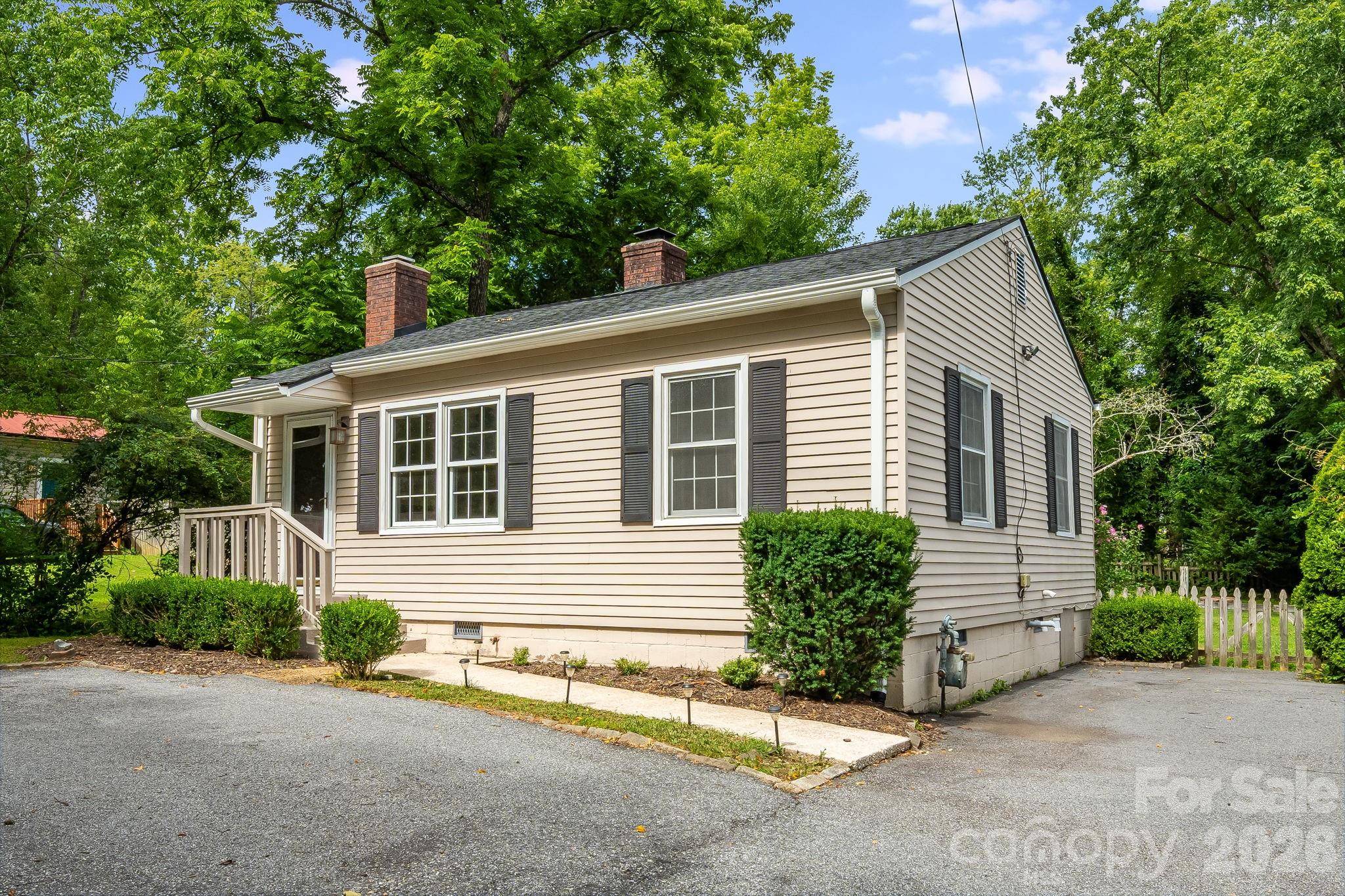 839 Kanuga Road
