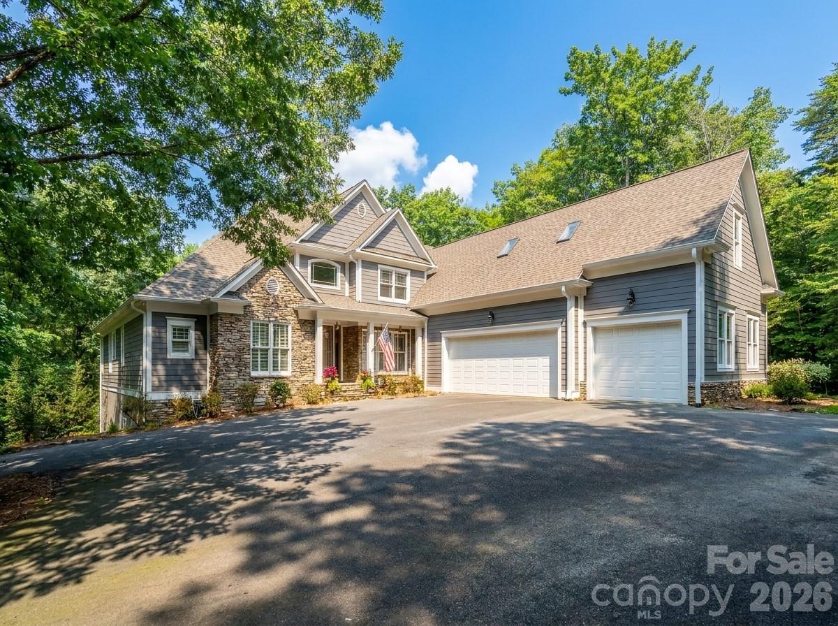 1820 Southpoint Lane