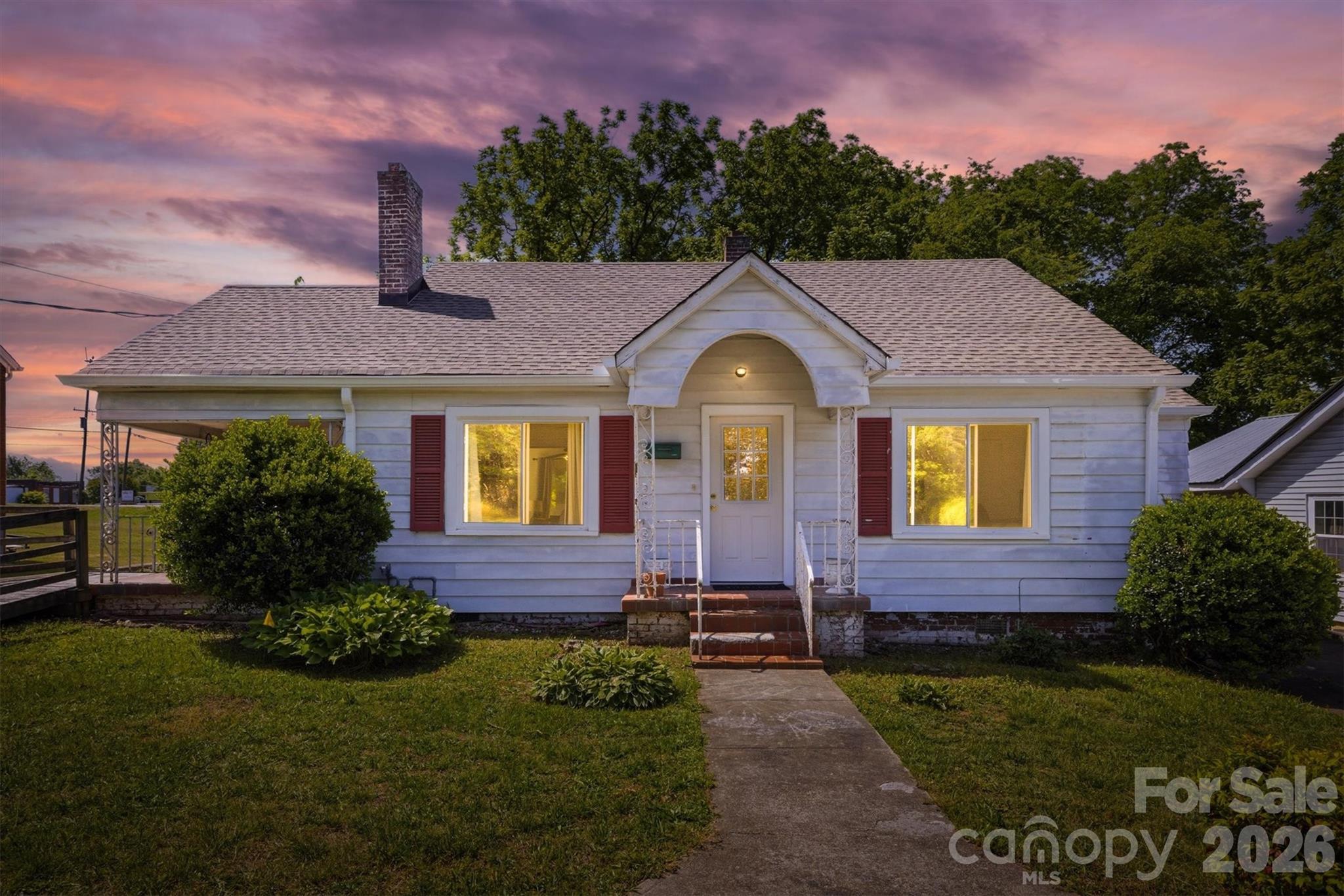 117 3rd Avenue SW